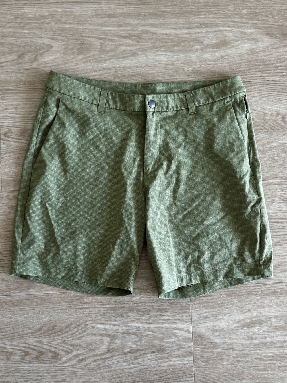 Lululemon Men's Green Stretch Shorts